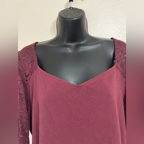 SOLD Torrid, size 3, burgundy color. - Picture 5 of 6